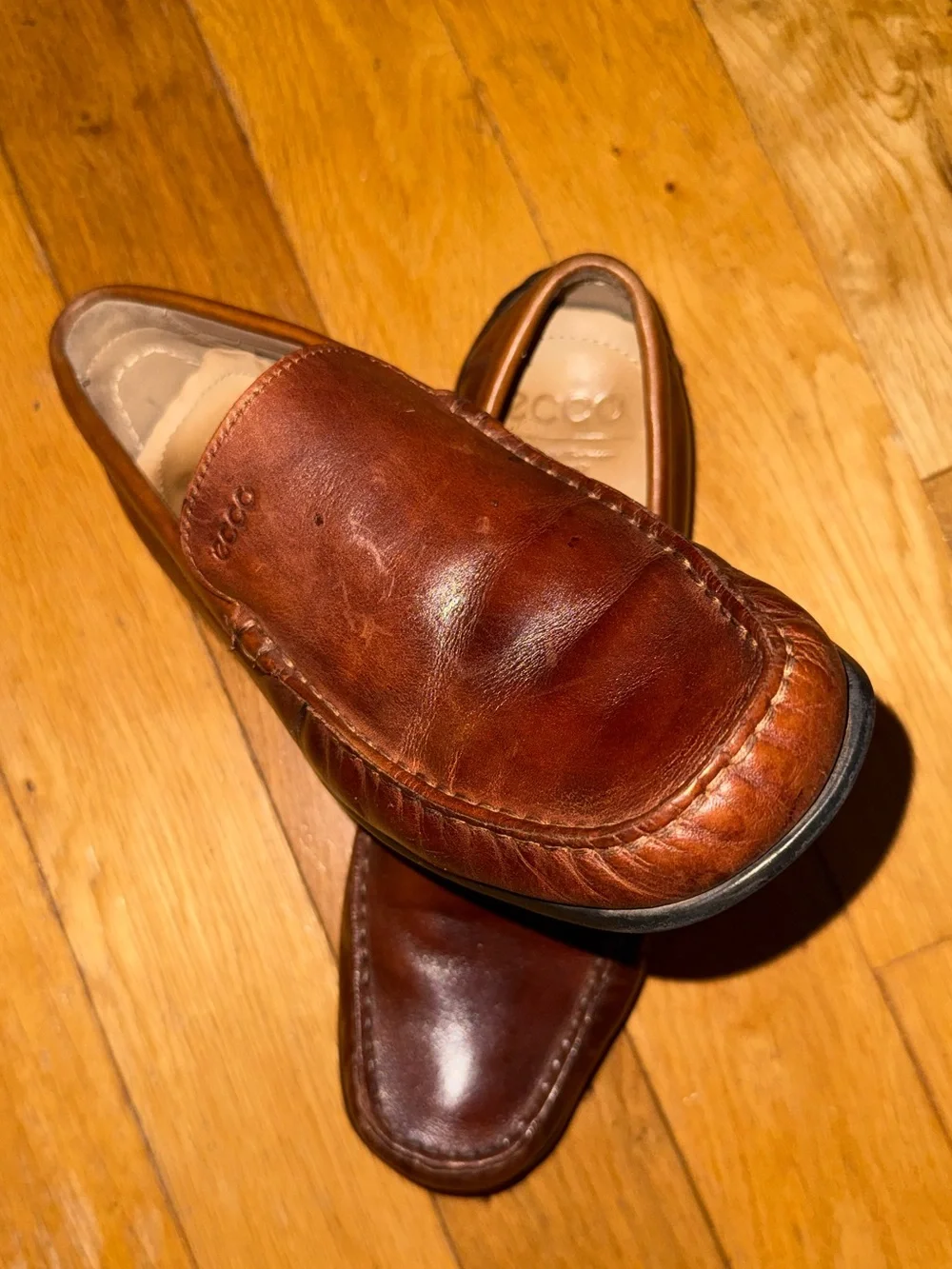 Ecco Men’s Chestnut Leather Slip-On Loafers